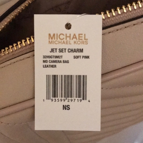 Authentic Michael Kors Crossbody Bag - Picture 7 of 7